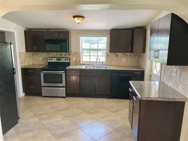 $479,000 | 1430 Northeast 41st Drive, Pompano Beach, FL 33064