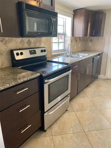 $479,000 | 1430 Northeast 41st Drive, Pompano Beach, FL 33064