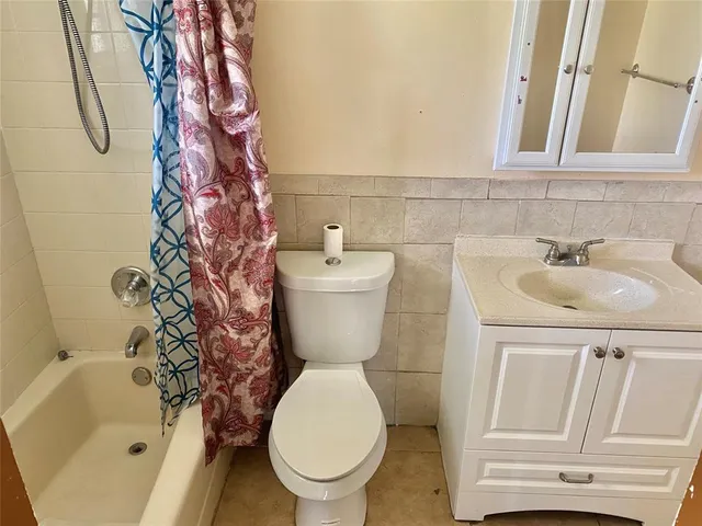 $479,000 | 1430 Northeast 41st Drive, Pompano Beach, FL 33064