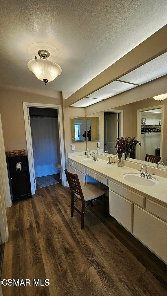 14640 Marymount Street Moorpark, CA 93021 - Photo 9 of 23 8