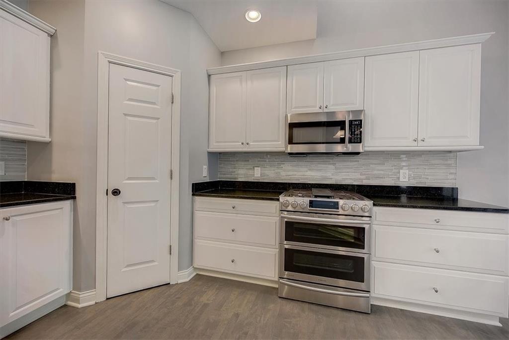 10747 Burning Ridge Lane Fishers, IN 46037 - Photo 10 of 60 Gallery Image 10