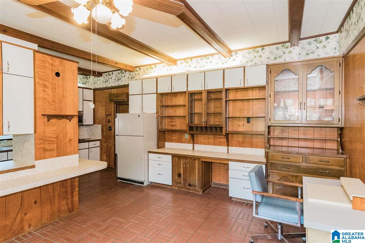 926 Pine Hill Road Birmingham, AL 35235 - Photo 17 of 47
