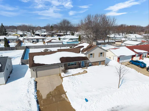 $289,000 | 39 Welcome Circle, Appleton, WI 54915