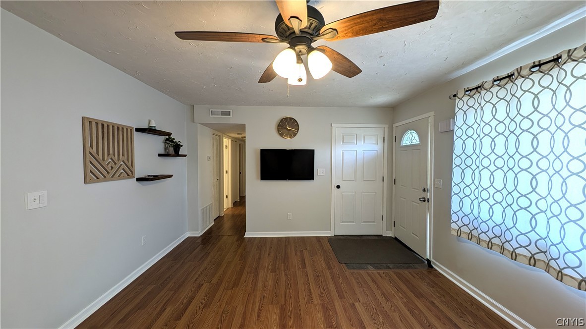 7925 Rinaldo Boulevard East Cicero, NY 13030 - Photo 5 of 28