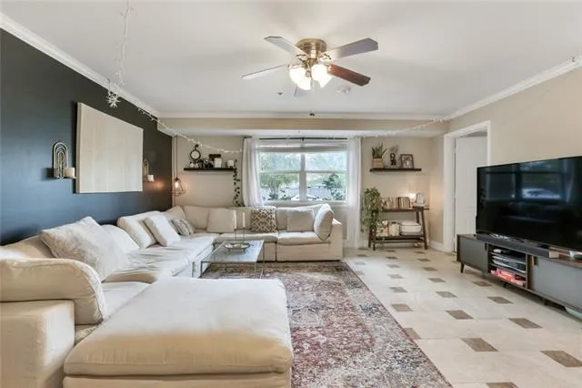 $1,900 | 3456 Cleary Avenue, Unit 101, Metairie, LA 70002