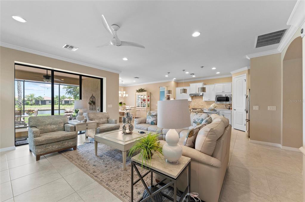 13825 RINUCCIO Street Venice, FL 34293 - Photo 5 of 99