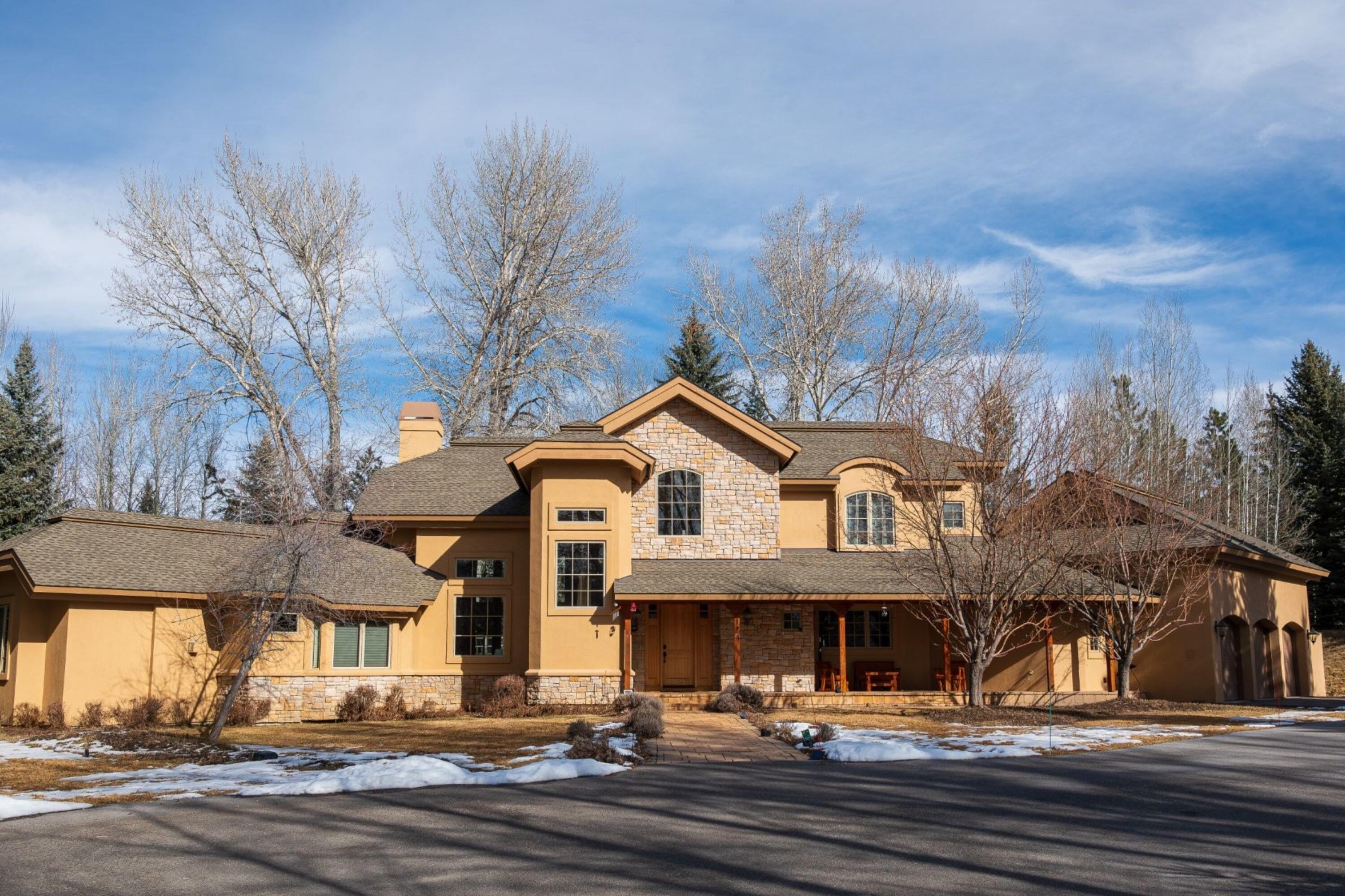 124 Deer Valley Lane Blaine County, ID 83333 - Photo 2 of 51 002_124deervalleyln31_966