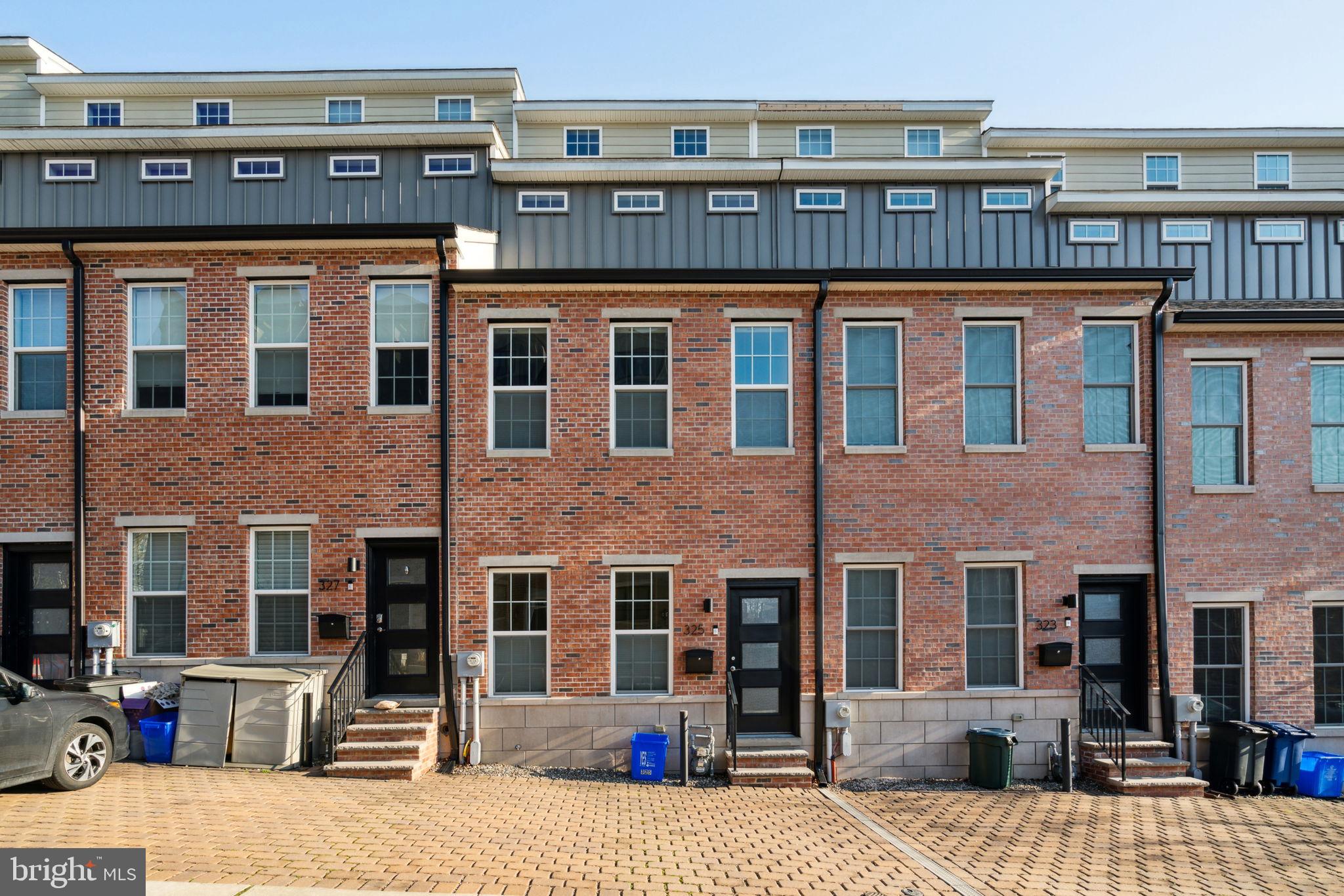325 Wright Street Philadelphia, PA 19128 - Photo 1 of 20