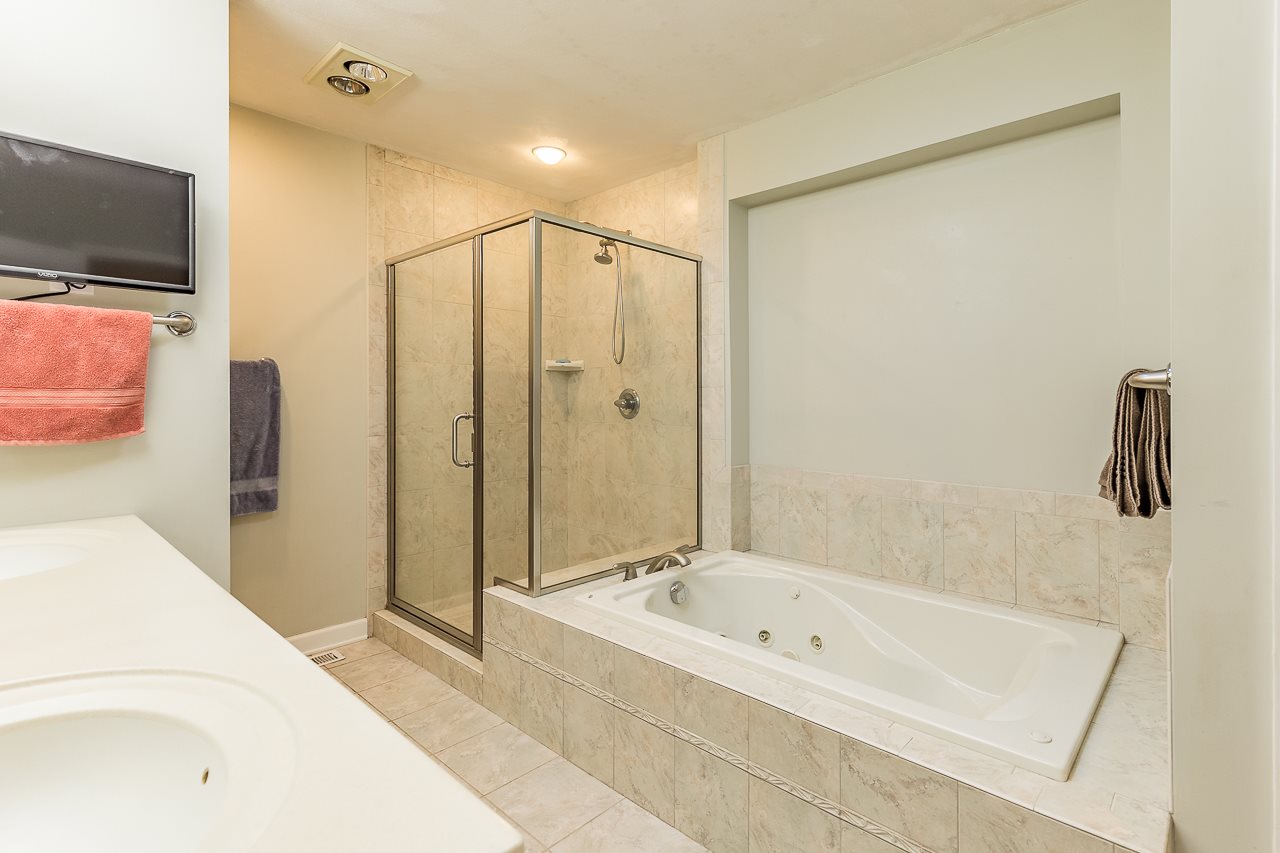 7301 West Ridge Lane Cherry Valley, IL 61016 - Photo 32 of 55 Gallery Image 32