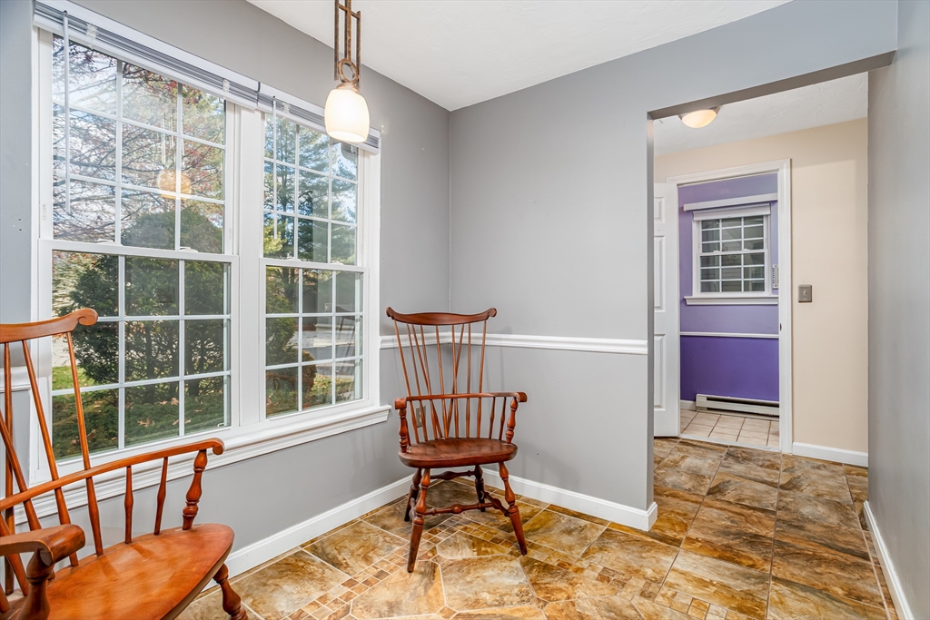 303 Ridgefield Circle, Unit C Clinton, MA 01510 - Photo 4 of 31 a view of a livingroom with furniture