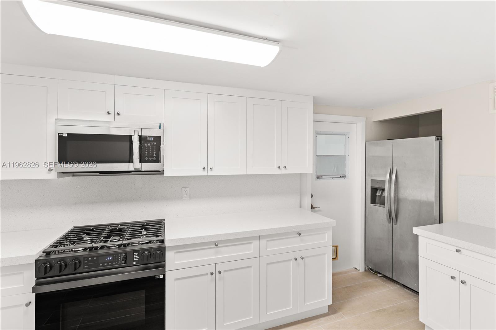 6365 Southwest 33rd Street Miami, FL 33155 - Photo 11 of 31