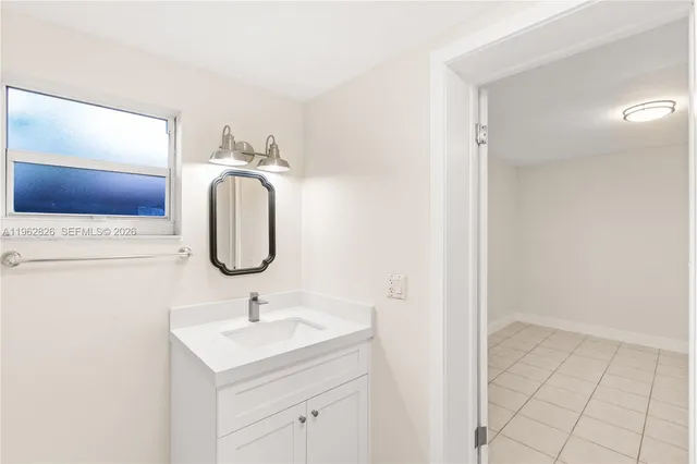 $5,000 | 6365 Southwest 33rd Street, Miami, FL 33155