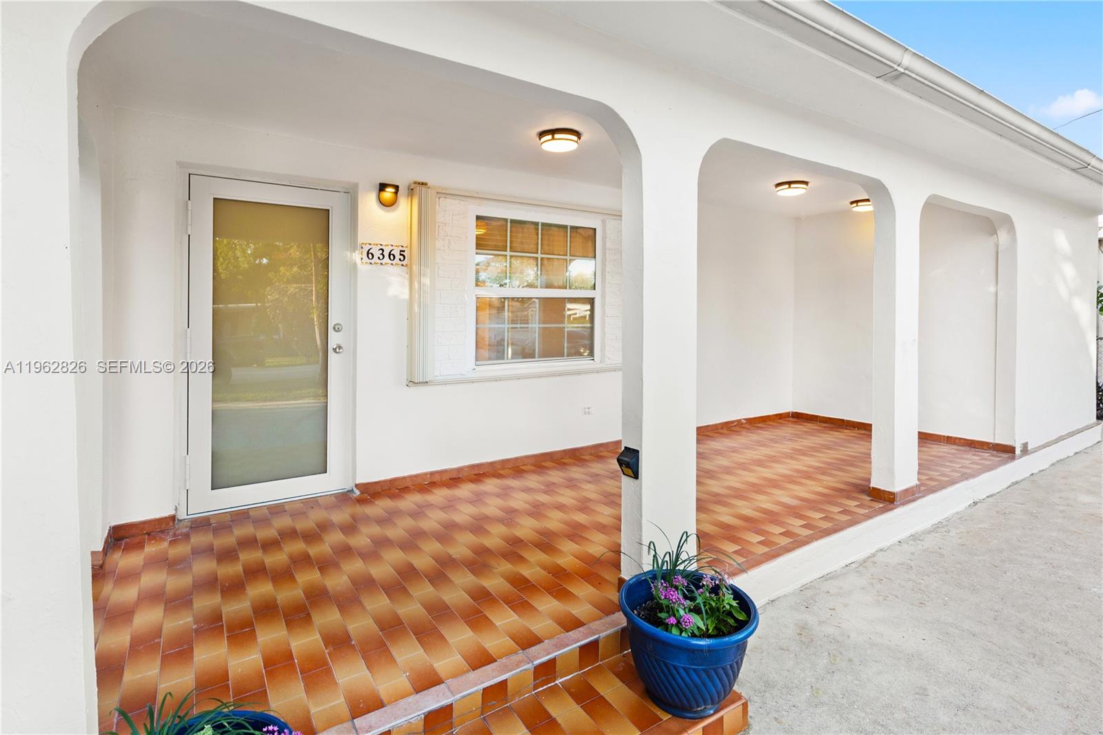 6365 Southwest 33rd Street Miami, FL 33155 - Photo 2 of 31