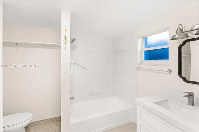 $5,000 | 6365 Southwest 33rd Street, Miami, FL 33155