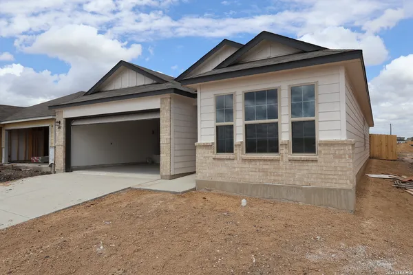 $299,990 | 4807 Maiz Valley, Von Ormy, TX 78073