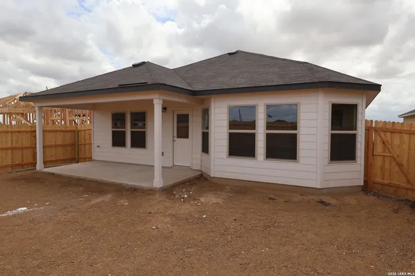 $299,990 | 4807 Maiz Valley, Von Ormy, TX 78073