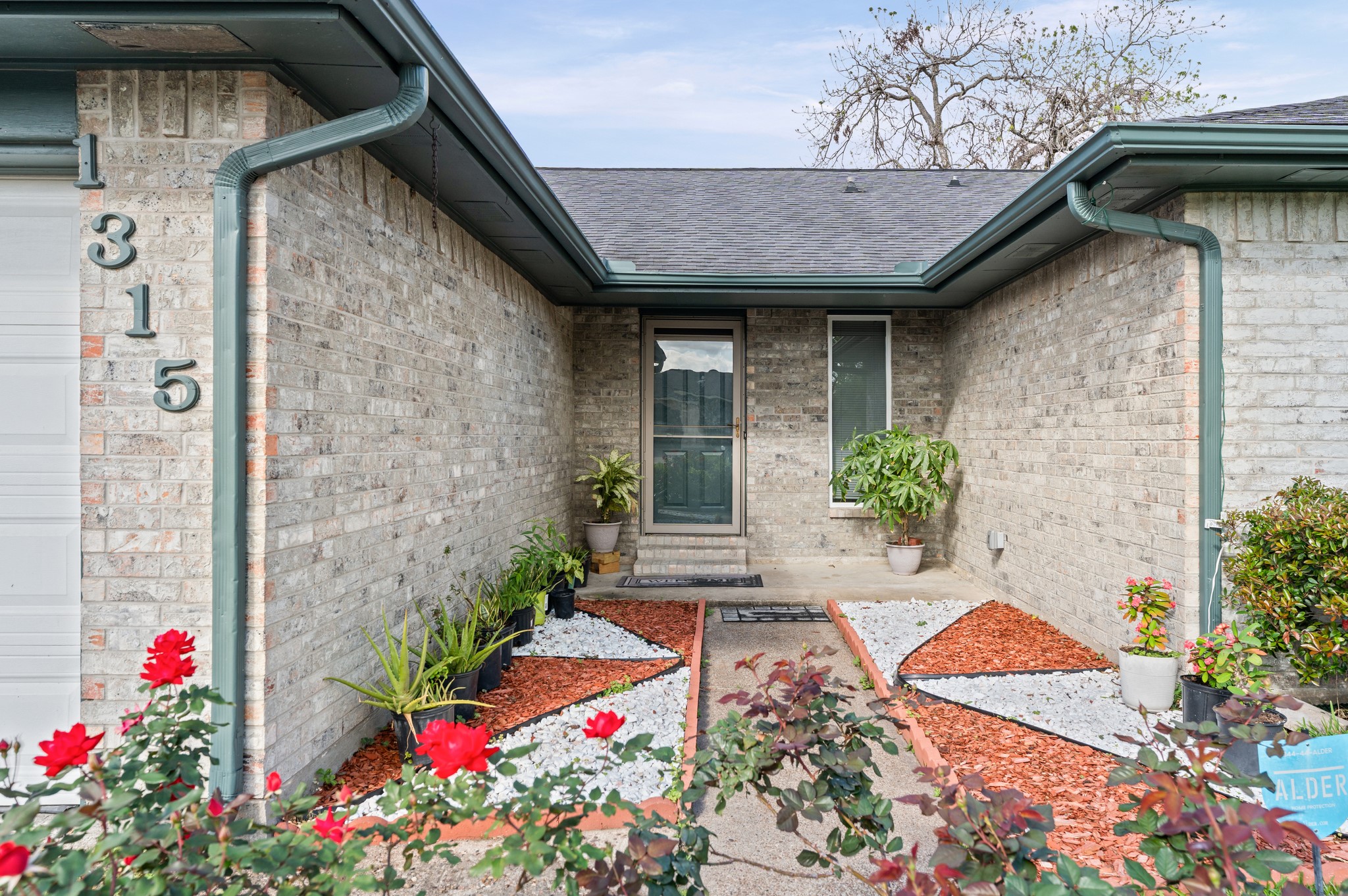 1315 Holbech Lane Channelview, TX 77530 - Photo 3 of 21