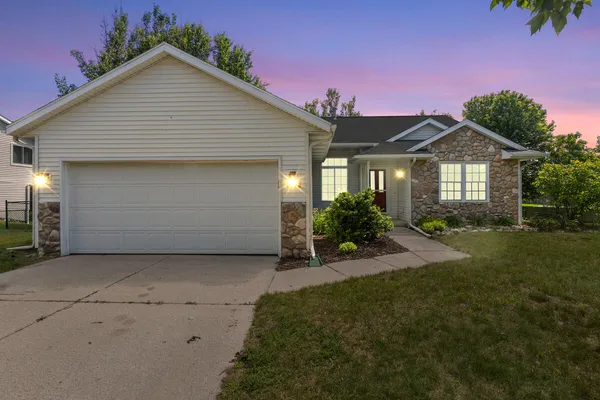 $370,000 | 187 Riverwood Drive, Middleville, MI 49333