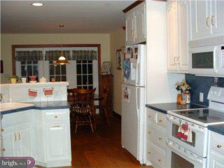 1095 Fabers Road Birdsboro, PA 19508 - Photo 4 of 6 Gallery Image 4