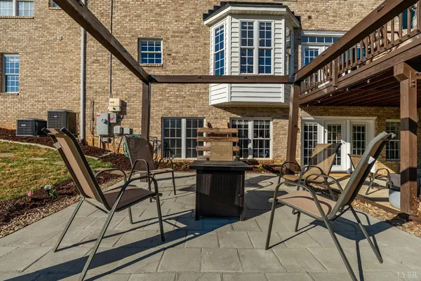 $739,900 | 113 Beacon Hill Place, Lynchburg, VA 24503