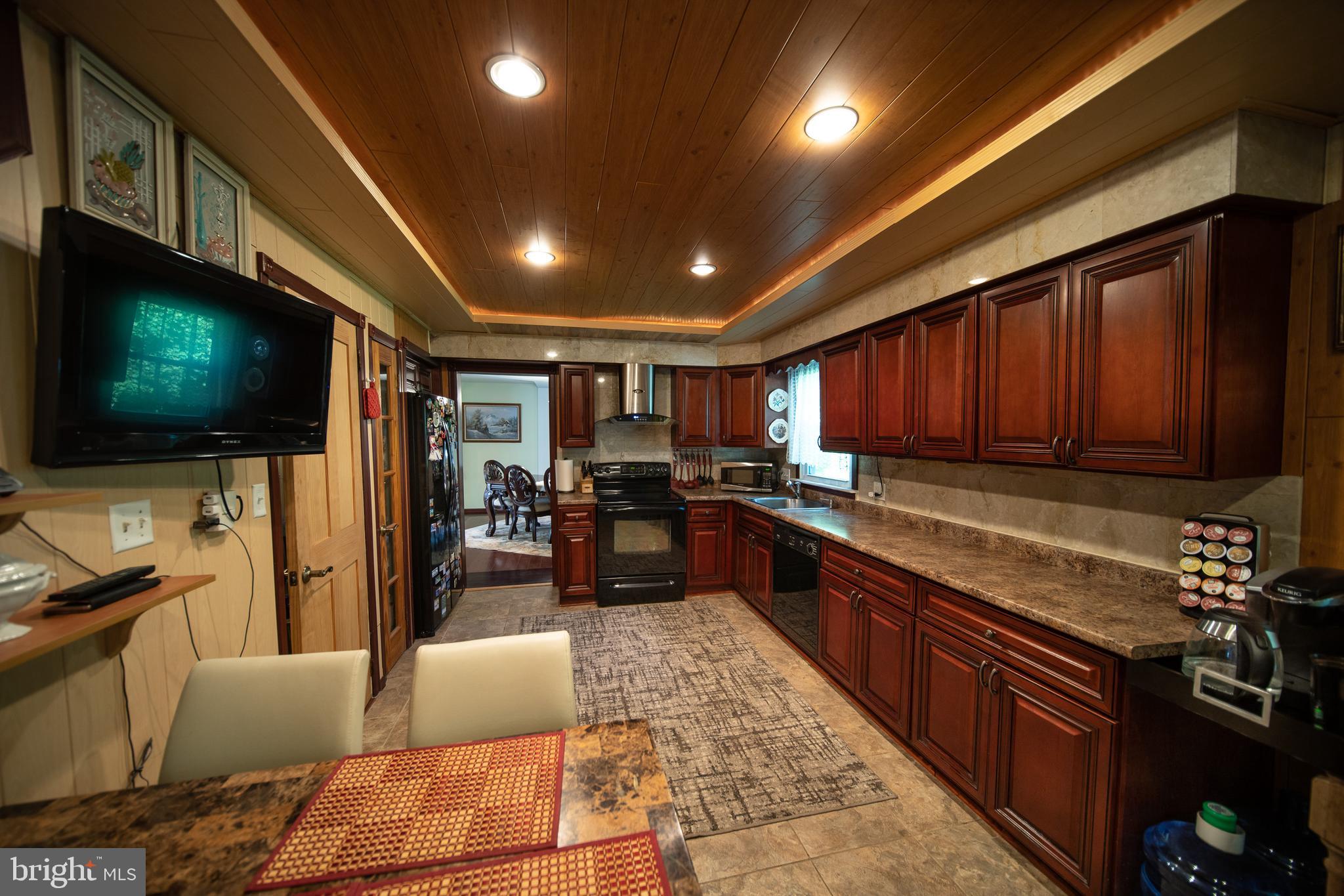 1612 Pennypack Road Huntingdon Valley, PA 19006 - Photo 10 of 31 Gallery Image 10