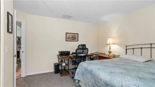 $280,000 | 993 Williamsburg Circle, Warwick, RI 02886