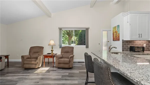 $280,000 | 993 Williamsburg Circle, Warwick, RI 02886