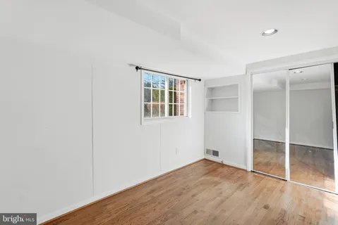 $4,600 | 7821 Cayuga Avenue, Bethesda, MD 20817