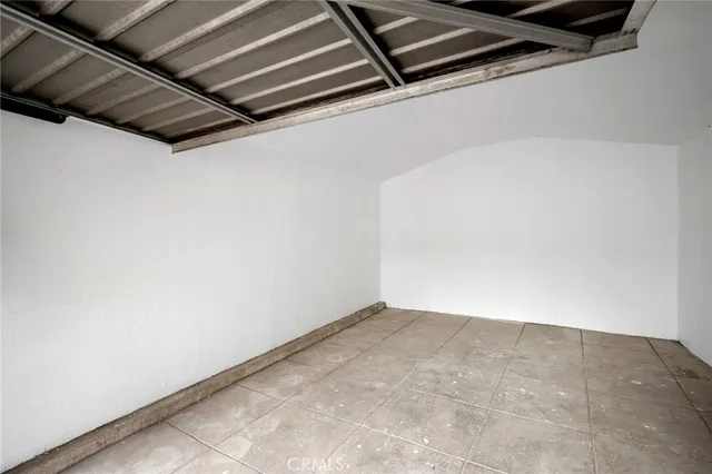 a view of a room with an empty space