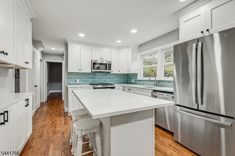 27 Dogwood Road Morris Plains, NJ 07950 - Photo 6 of 25