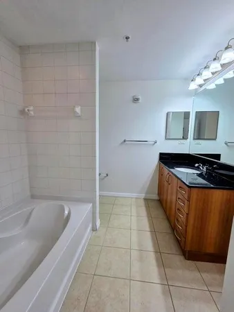 $3,350 | 255 Northeast 3rd Avenue, Unit 2407, Delray Beach, FL 33444