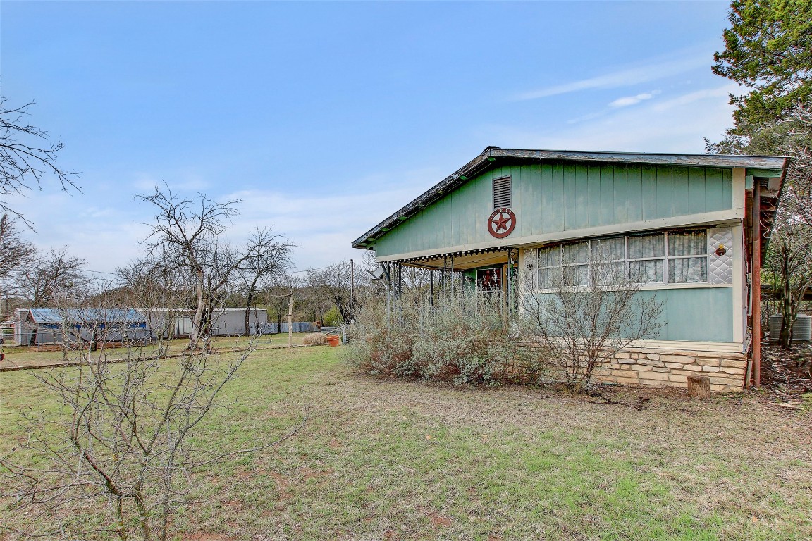 205 Singleton Drive Spicewood, TX 78669 - Photo 16 of 34