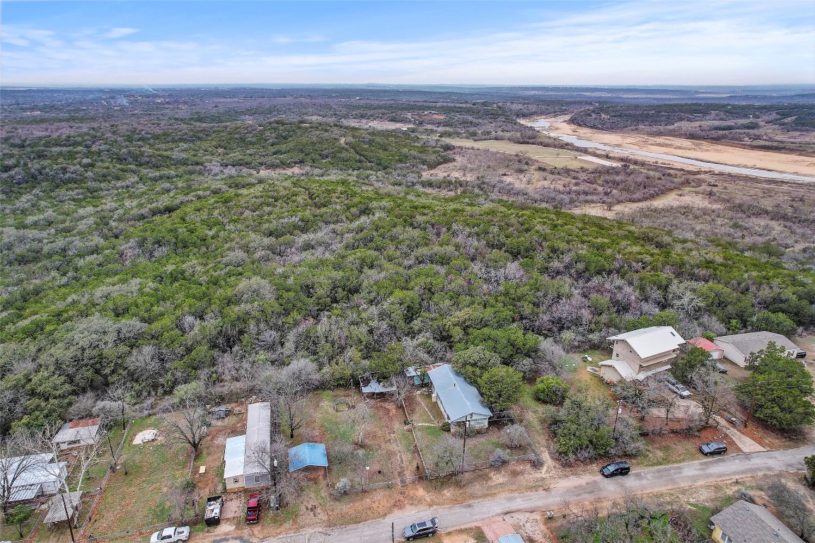 205 Singleton Drive Spicewood, TX 78669 - Photo 9 of 34