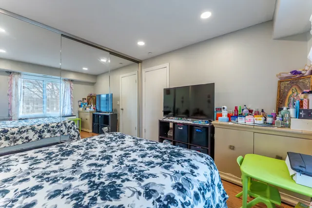 $269,900 | 1132 East Randville Drive, Unit 2H, Palatine, IL 60074