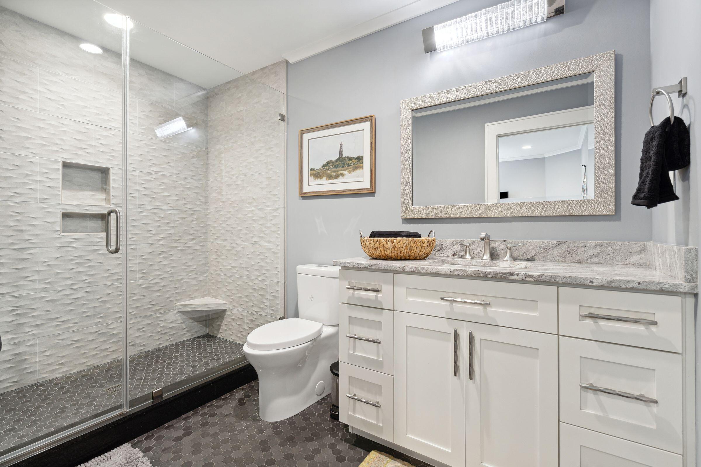 673 Wampler Drive Charleston, SC 29412 - Photo 31 of 47 Bedroom #3 Ensuite Bathroom