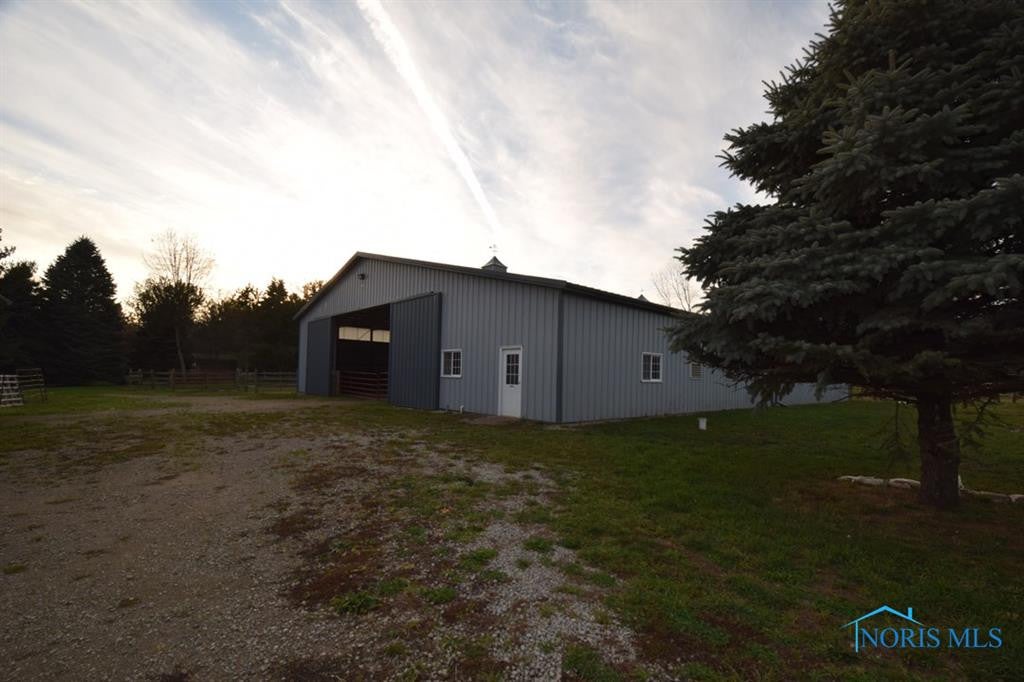 6330 North River Road Waterville, OH 43566 - Photo 9 of 34 Gallery Image 9