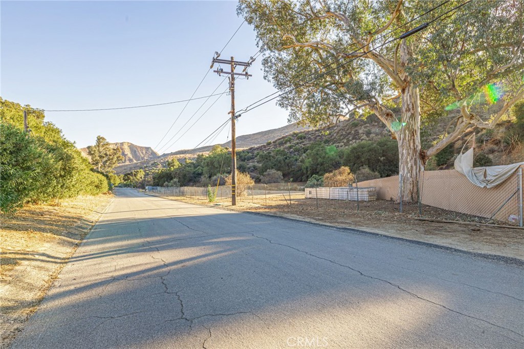 31400 San Martinez Road Castaic, CA 91384 - Photo 23 of 25 a view of a yard with a sitting area