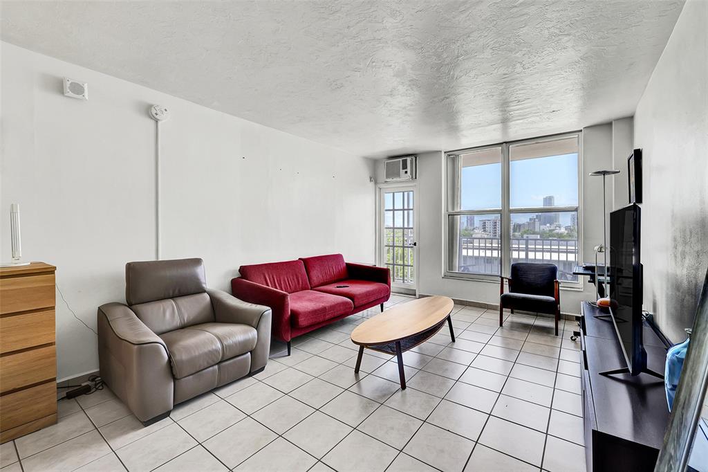 1300 Lincoln Road, Unit D804 Miami Beach, FL 33139 - Photo 8 of 30