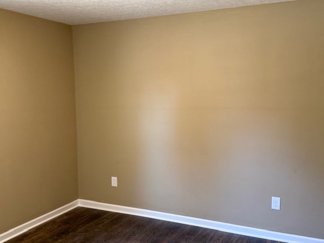 403 South High Street Tullahoma, TN 37388 - Photo 12 of 17 a view of an empty room