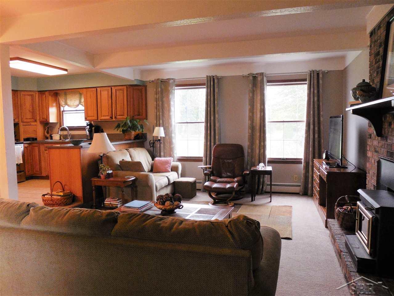 9495 Busch Road Birch Run, MI 48415 - Photo 10 of 24 31265591-9.JPG