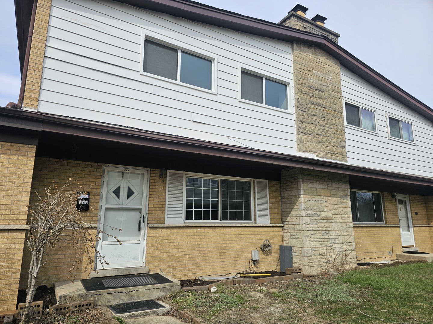 528 Glendale Road Glenview, IL 60025 - Photo 1 of 14
