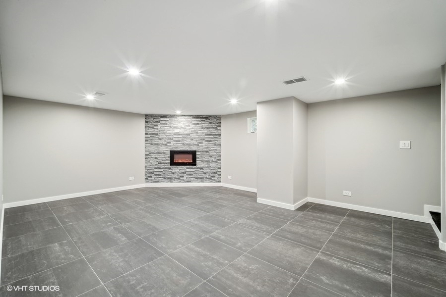 528 Glendale Road Glenview, IL 60025 - Photo 12 of 14