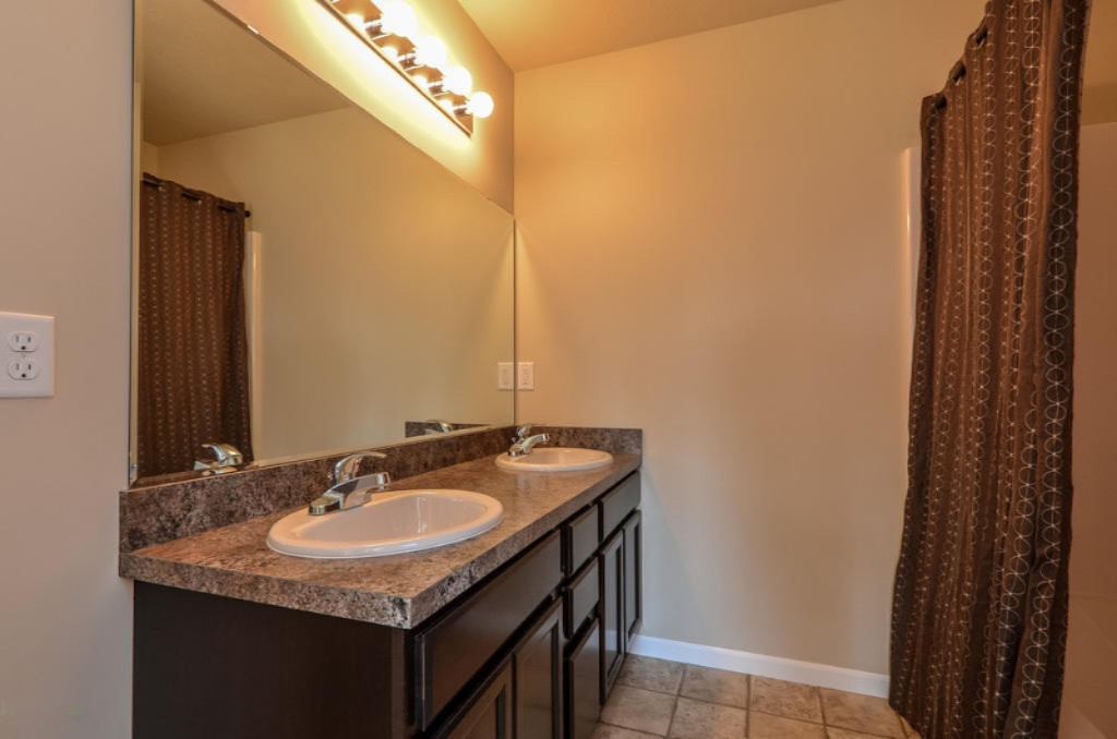 11782 Ridge Water Drive Northeast Sparta, MI 49345 - Photo 15 of 25 011