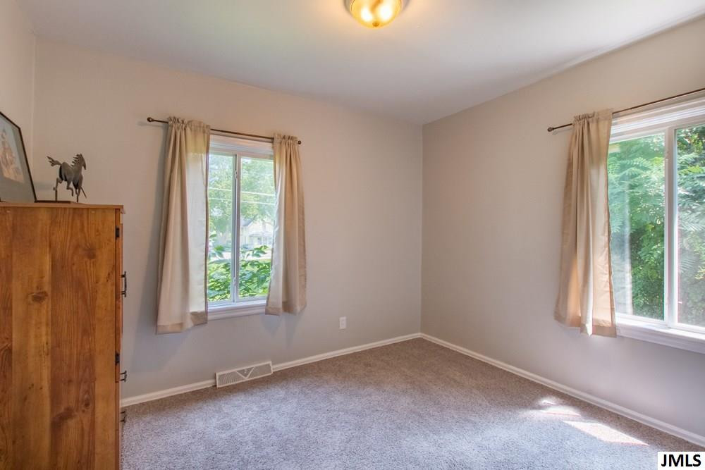 2229 West Parnall Road Jackson, MI 49201 - Photo 18 of 27 Photo 18