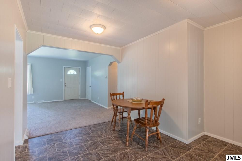 2229 West Parnall Road Jackson, MI 49201 - Photo 8 of 27 Photo 8