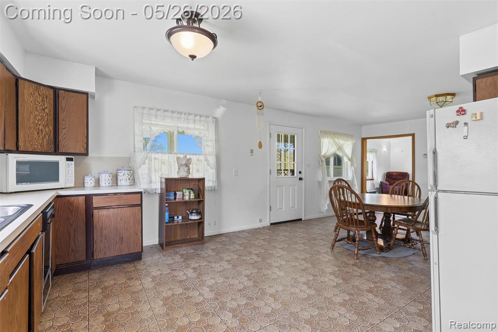 1145 South Washburn Road Lapeer, MI 48446 - Photo 17 of 56