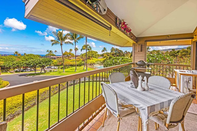 $1,350,000 | 50 Puu Anoano Street, Unit 1704, Lahaina, HI 96761