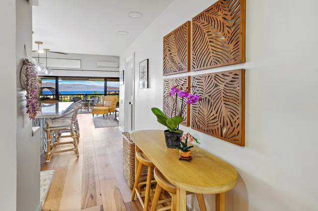 $1,350,000 | 50 Puu Anoano Street, Unit 1704, Lahaina, HI 96761