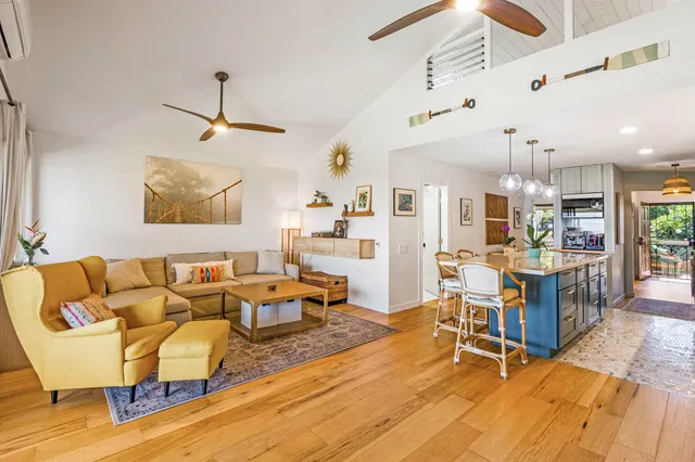 $1,350,000 | 50 Puu Anoano Street, Unit 1704, Lahaina, HI 96761