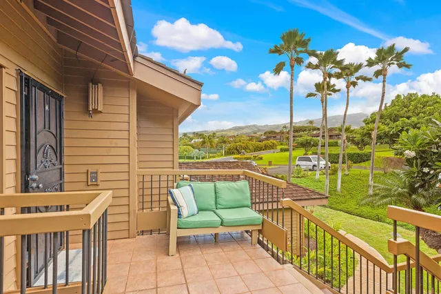 $1,350,000 | 50 Puu Anoano Street, Unit 1704, Lahaina, HI 96761